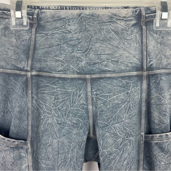 EUC Lululemon | Fast and Free High Rise Tight 25" Size 2 - Picture 10 of 11